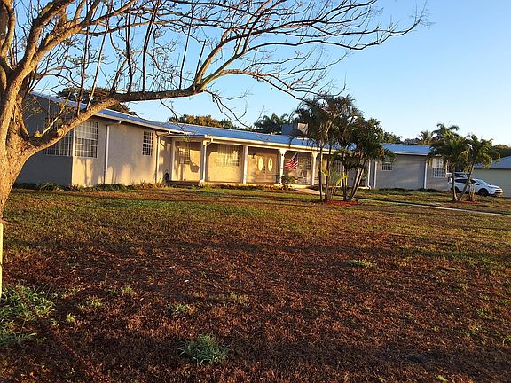 2nd image of 1221 Bacom Point Road