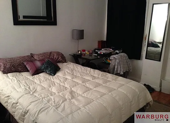 Rented by Warburg | media 7