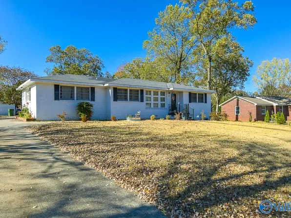 2013 Brookline Dr NW, Huntsville, AL 35810