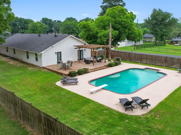21359 Scenic Cir, Chandler, TX 75758