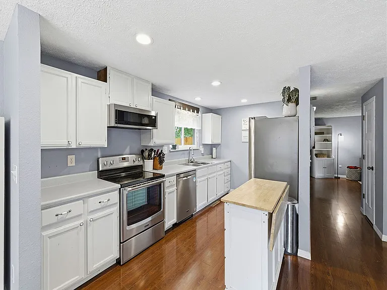 3130 Cockney St — Photo 5