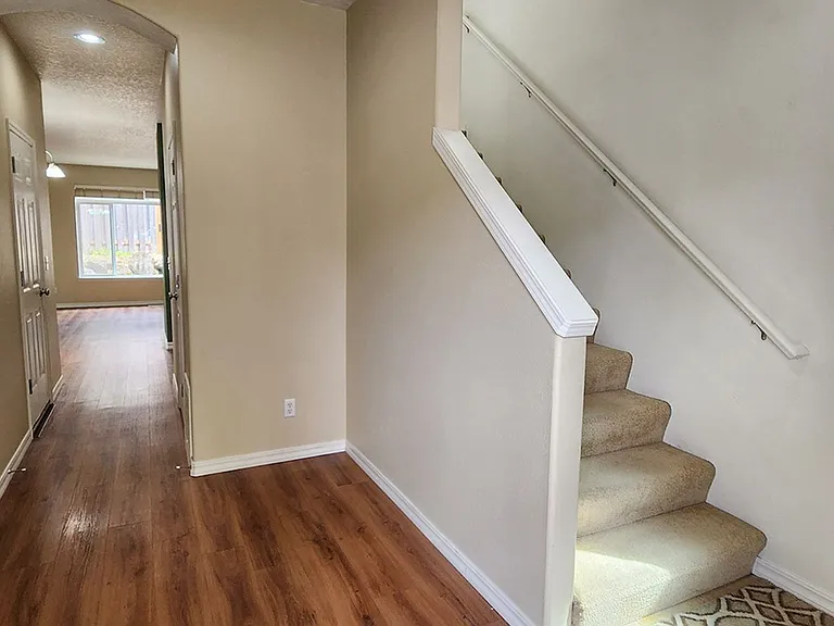 20781 SW Skiver St — Photo 3
