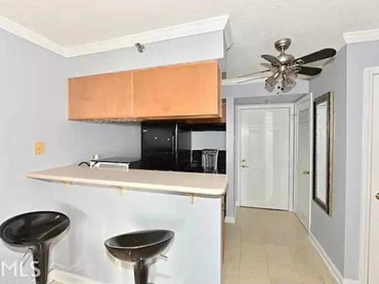 795 Hammond Dr #1110 — Photo 4