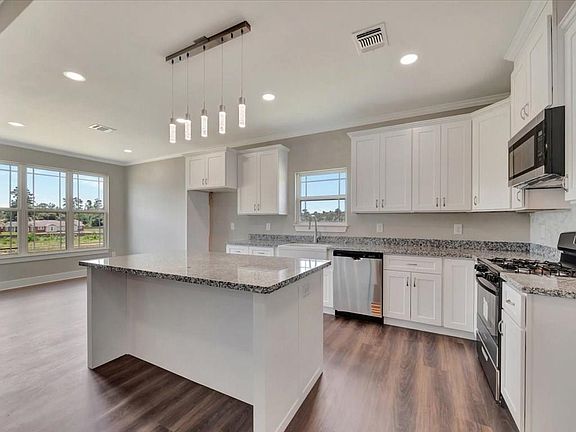 2nd image of 128 Stoney Rdg