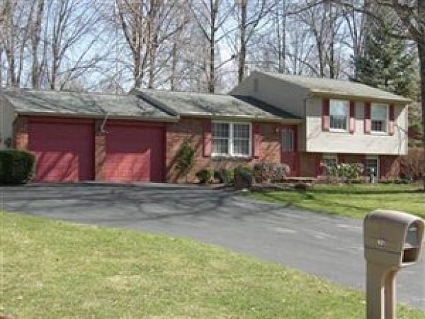 1st image of 601 Laurelwood Dr SE