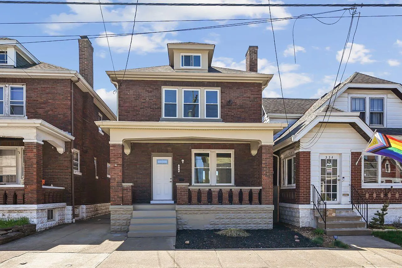 336 Lafayette Ave photo 1
