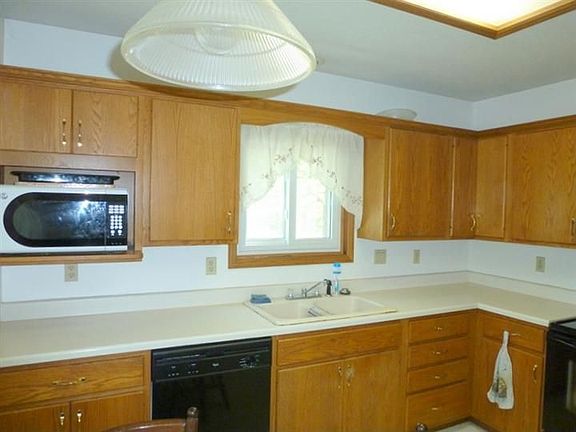5th image of 2530 Seneca Way