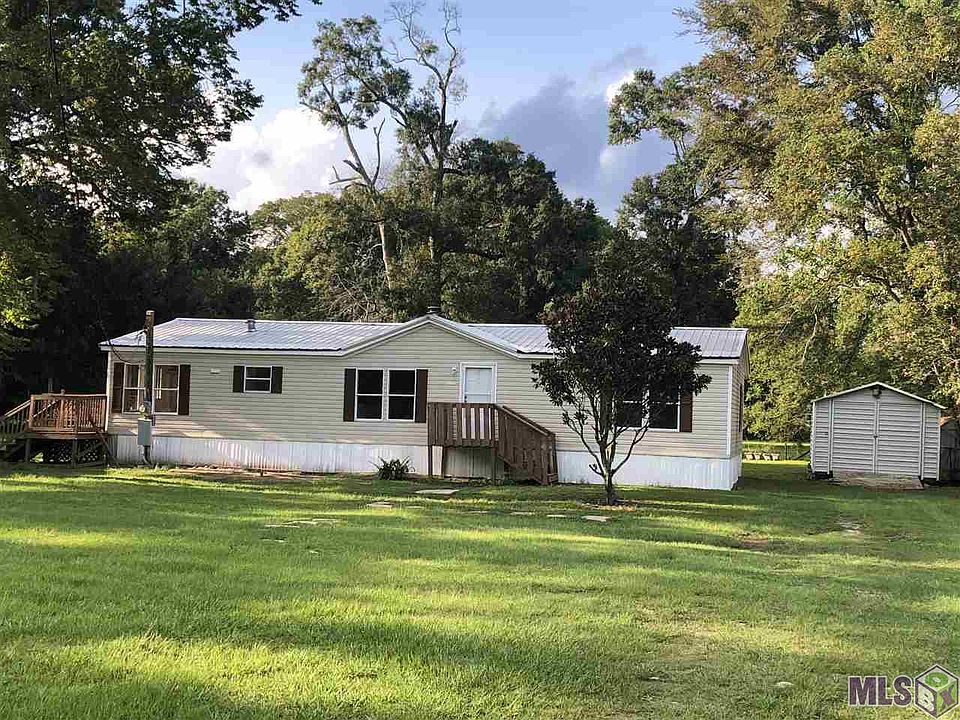 1st image of 39178 Country Dr