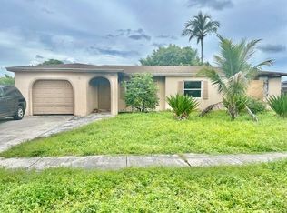 10685 Ember St, Boca Raton, FL 33428