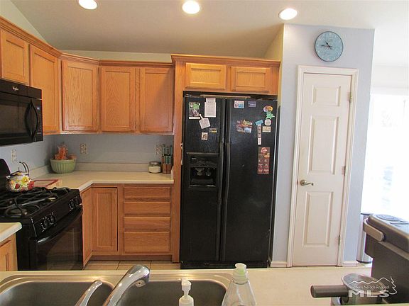 4th image of 653 Joette Dr