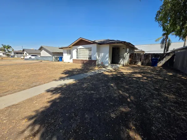1412 Saxon Way, Bakersfield, CA 93304