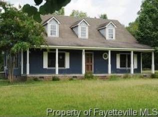 914 Maxtoke Rd, Fayetteville, NC 28312
