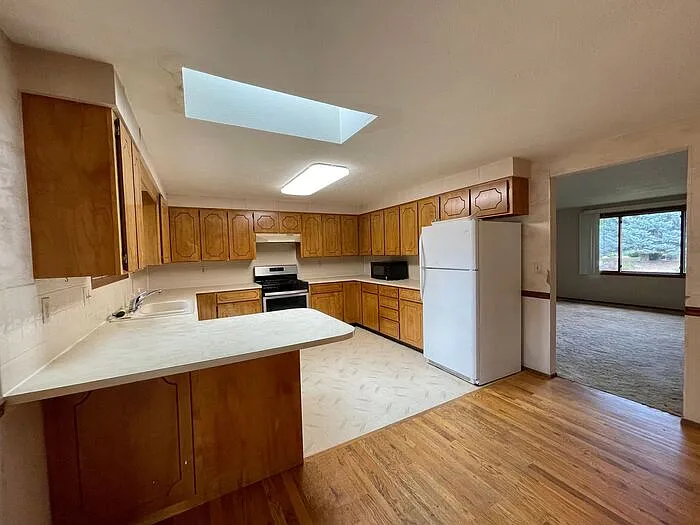 4808 N Franklin Ave — Photo 4