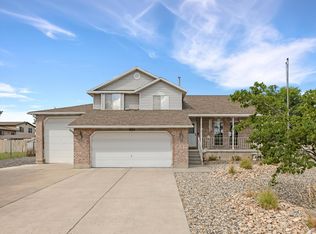 1422 W Quail Ridge Rd, Riverton, UT 84065