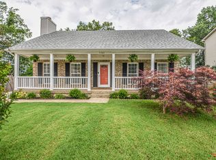 5505 Woodcross Pl, Louisville, KY