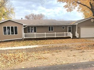 206 Monroe St, Hurley, SD 57036