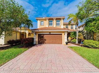 10525 Marsh St, Wellington, FL 33414
