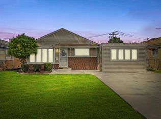 4706 W 82nd Pl, Chicago, IL