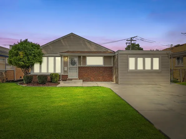 4706 W 82nd Pl, Chicago, IL 60652