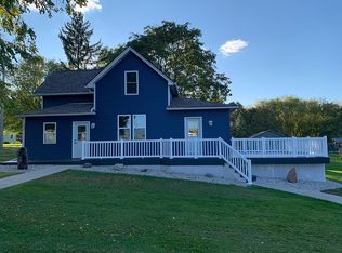 204 Hartford Rd, Slinger, WI 53086