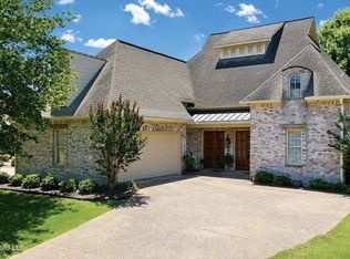 209 Oakville Cir, Brandon, MS 39047
