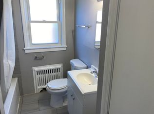 4212 S Michigan Ave #3, Chicago, IL 60653