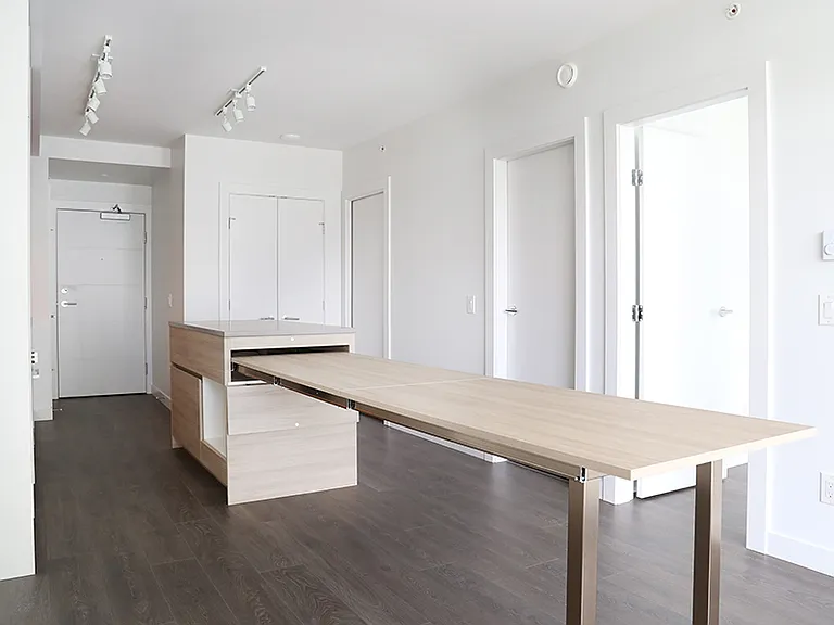 525 Foster Ave #2605 — Photo 8