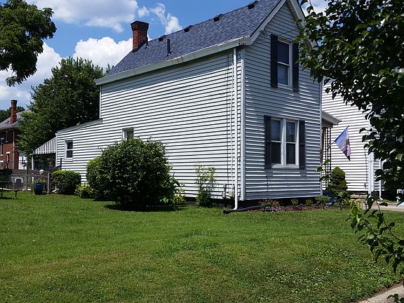 2nd image of 419 Dexter Ave