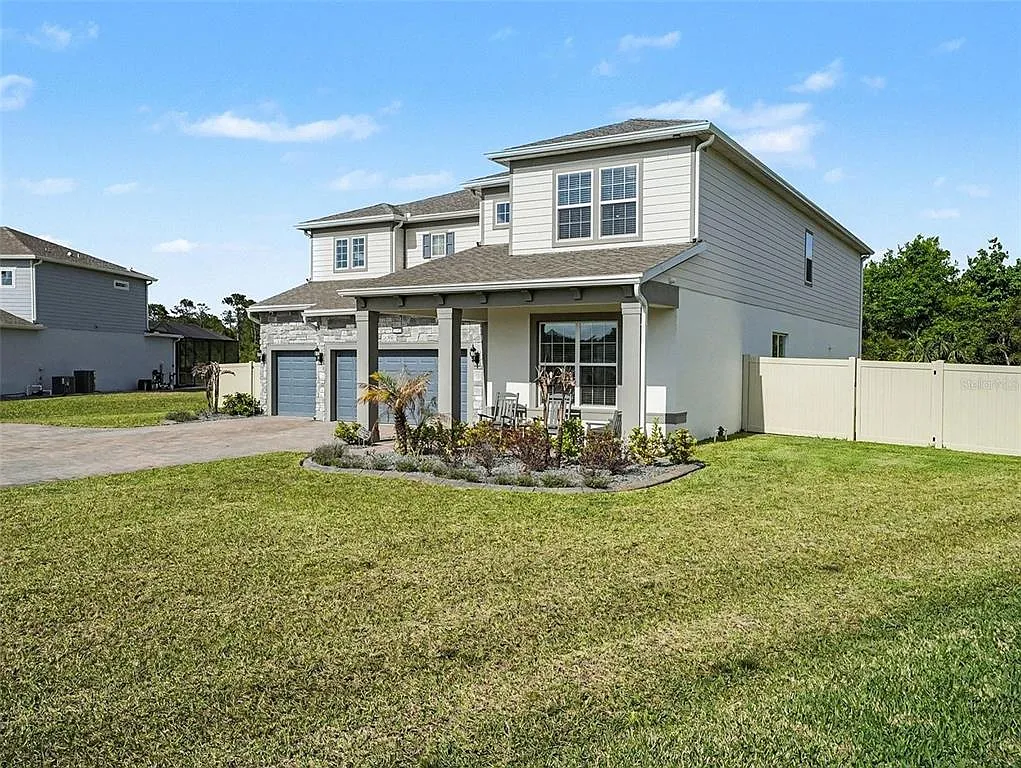 5 bed, 4.5 bath, 4359 sqft, $4,795 — Photo 3