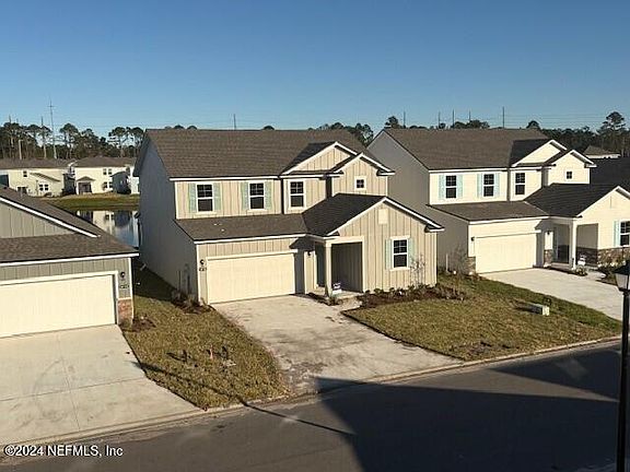 2nd image of 14715 MACADAMIA Lane #32