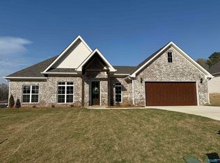 91 Tumbleweed Dr, Guntersville, AL 35976