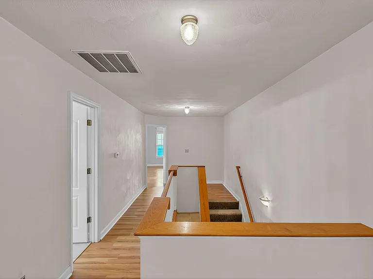 8131 Redmon Rd #B — Photo 21