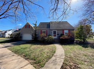 903 Magnolia Rd, Hellertown, PA 18055