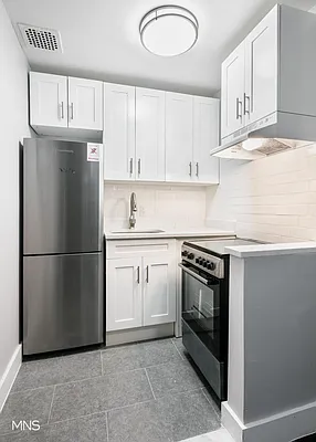 Rented by MNS Marketing | media 19