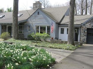 3068 Cedarwood Ln, Falls Church, VA 22042