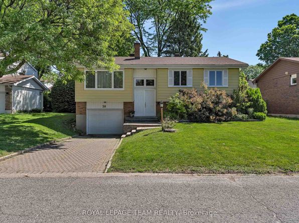 38 Elmbank Cres, Ottawa, ON K2G 3P6