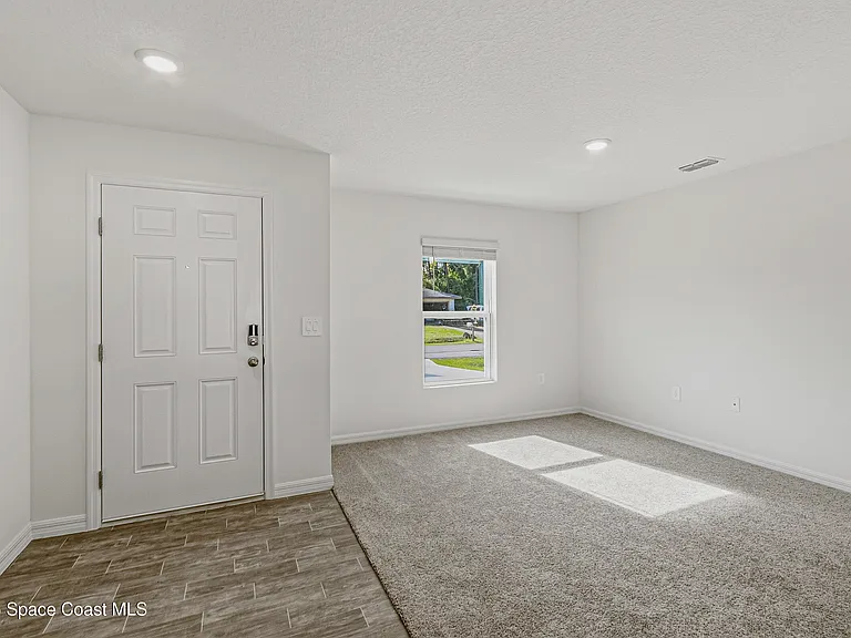 511 Trumpet St SW — Photo 27