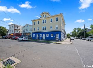 1220 Pembroke St, Bridgeport, CT 06608