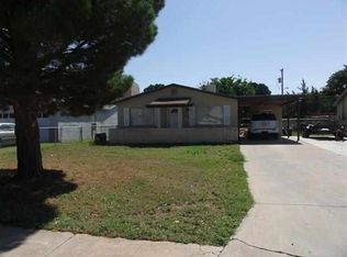 417 Sunnyview St, Carlsbad, NM 88220