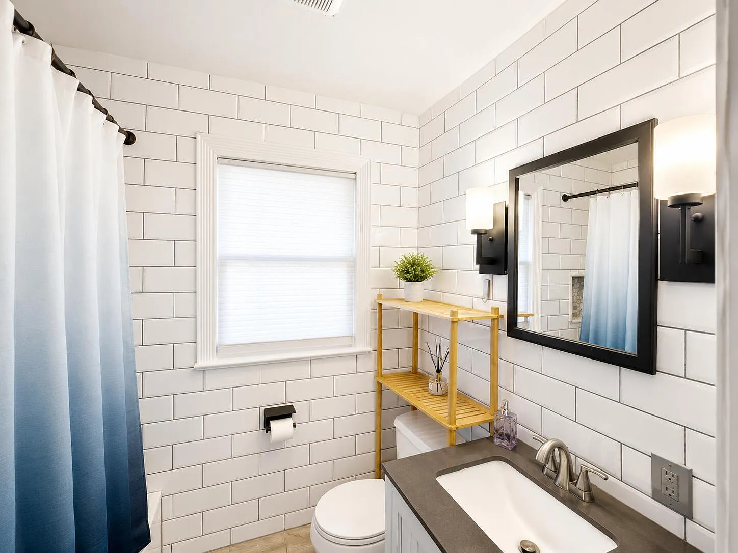 2 bed, 1.0 bath, 800 sqft, $2,500 — Photo 4