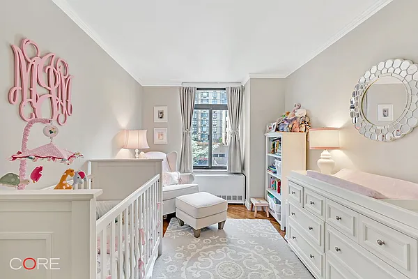 Rented by CORE | media 32