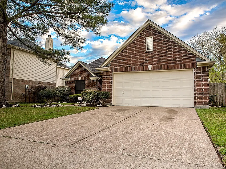 6422 Diamond Rock Dr