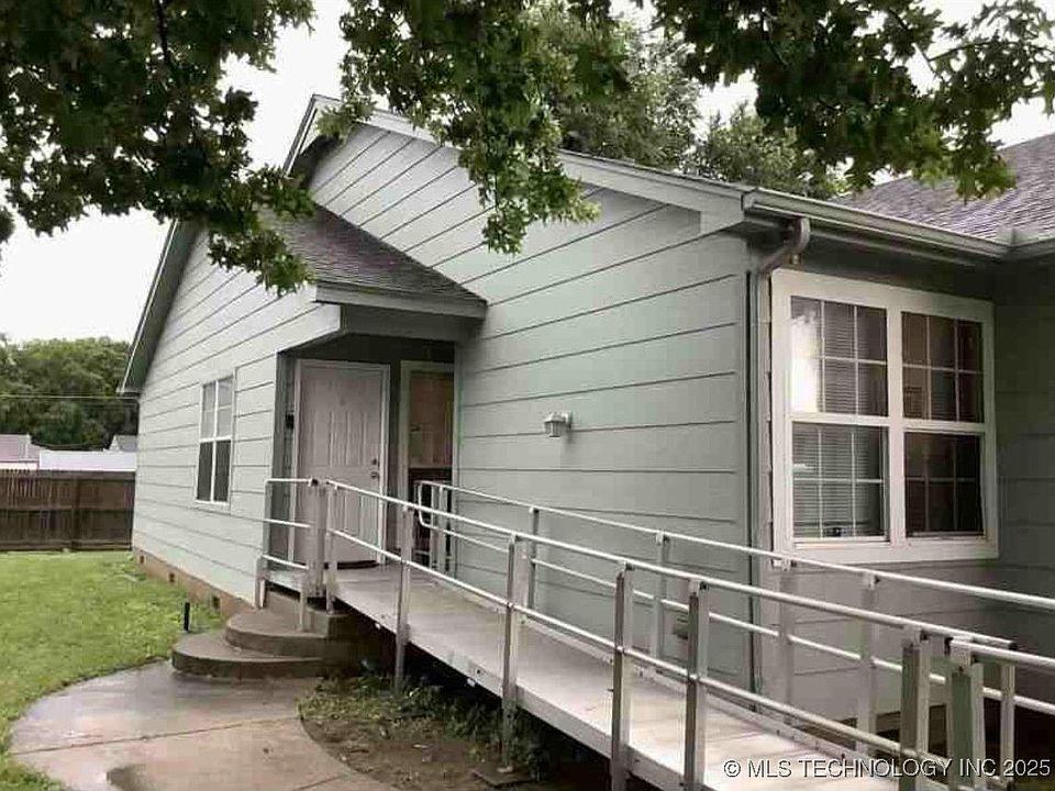 2nd image of 511 N Irvington Ave