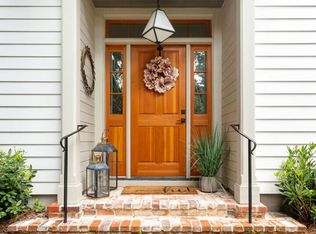 11 McHughes Aly, Charleston, SC 29403