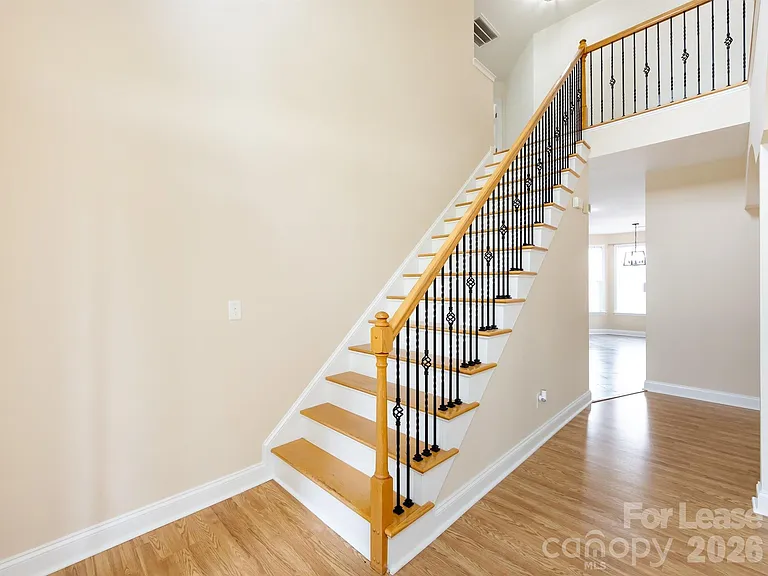 10836 Clark St — Photo 5