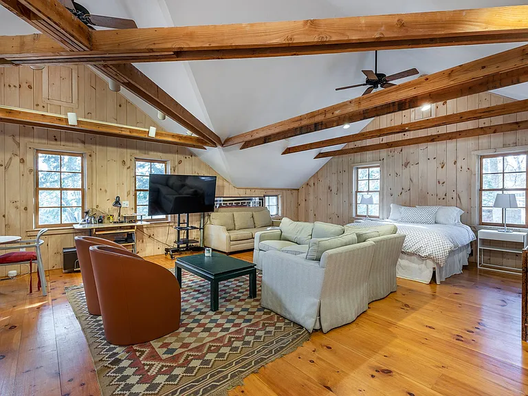 32 Leach Hollow Rd — Photo 34
