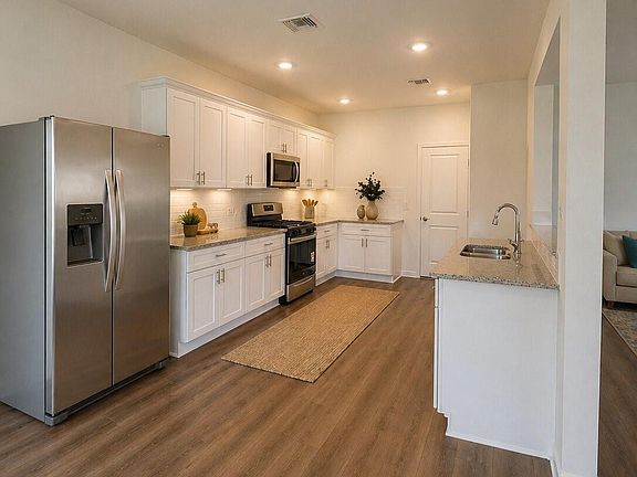 3rd image of 7114 Thomas James Ct