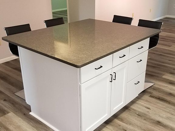 5th image of 3144 Kerry Dr