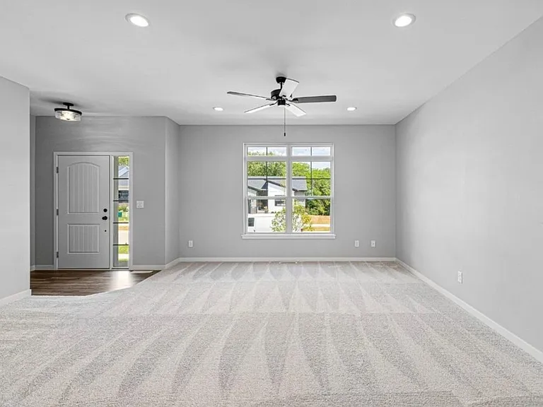 4773 Preston Ln — Photo 5