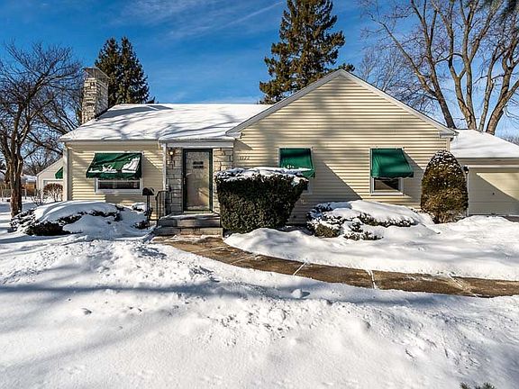 2nd image of 1122 Luther Ave